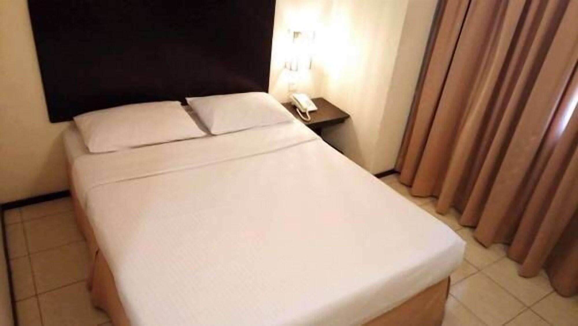 Hotel Sri Sutra - Bandar Sri Damansara Sungai Buloh Luaran gambar