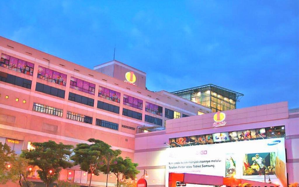 Hotel Sri Sutra - Bandar Sri Damansara Sungai Buloh Luaran gambar