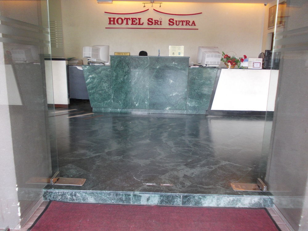 Hotel Sri Sutra - Bandar Sri Damansara Sungai Buloh Luaran gambar