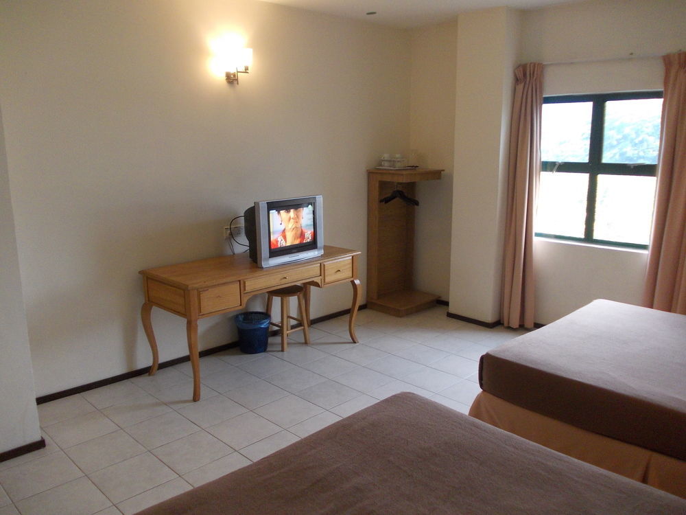 Hotel Sri Sutra - Bandar Sri Damansara Sungai Buloh Luaran gambar